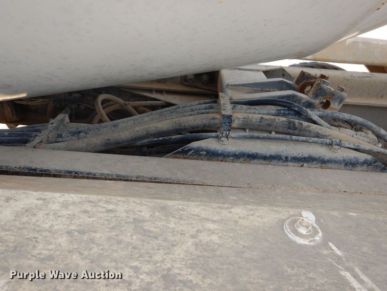 image for item DJ8985 2002 Sterling L9500  ready mix truck