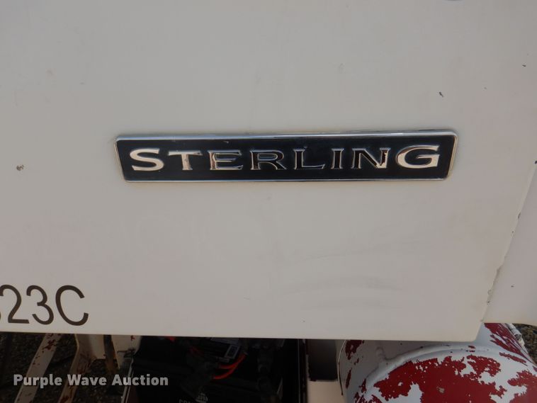 image for item DJ8985 2002 Sterling L9500  ready mix truck