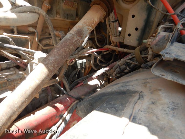 image for item DJ8985 2002 Sterling L9500  ready mix truck