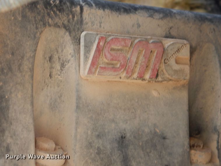 image for item DJ8985 2002 Sterling L9500  ready mix truck