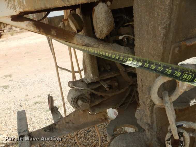 image for item DJ8985 2002 Sterling L9500  ready mix truck