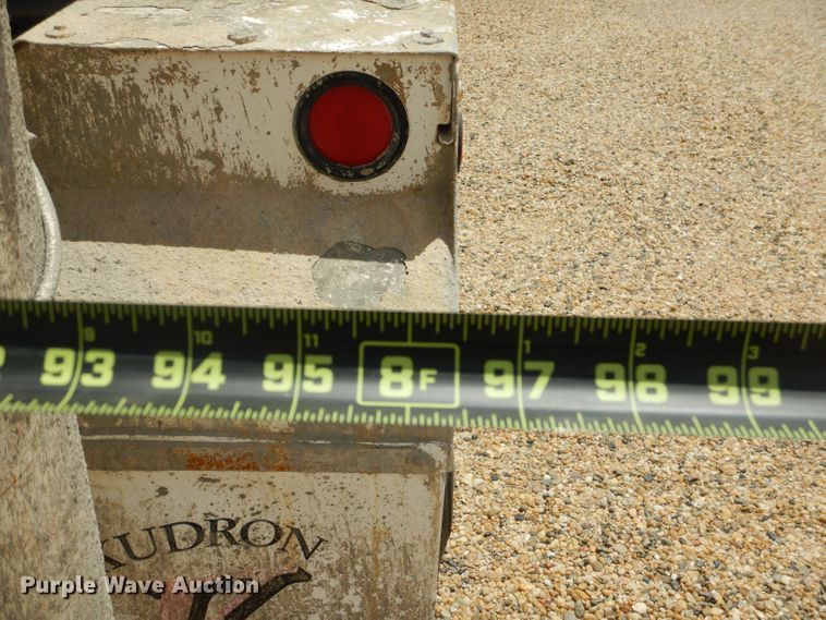 image for item DJ8985 2002 Sterling L9500  ready mix truck