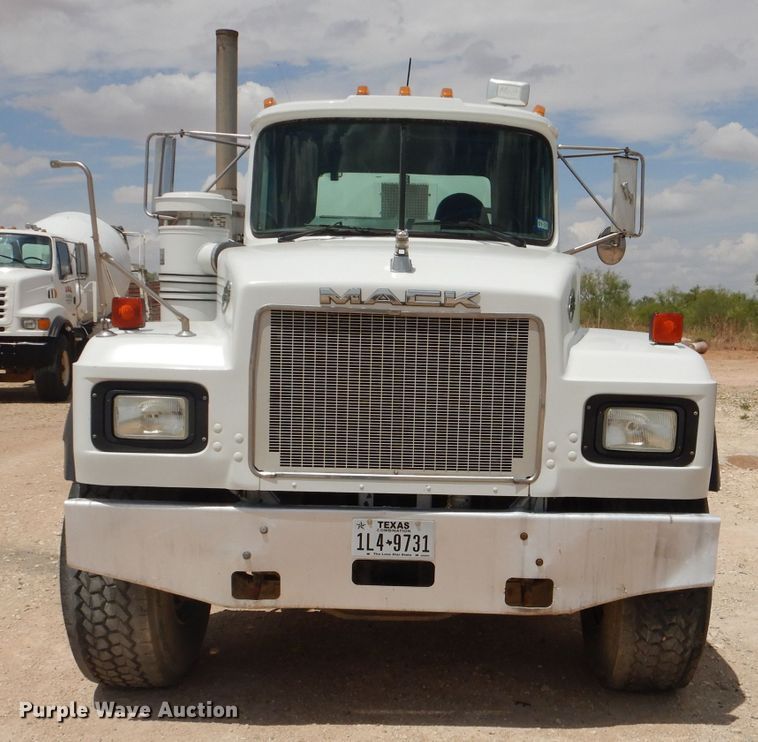 image for item DJ8986 1999 Mack RD690S  ready mix truck