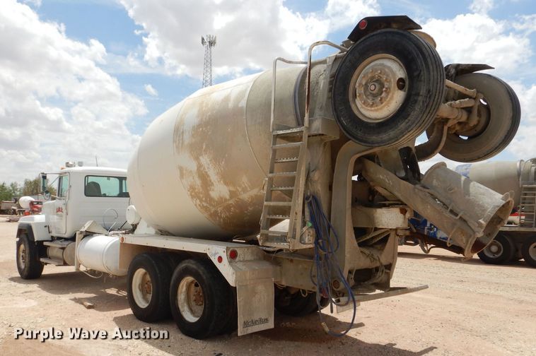 image for item DJ8986 1999 Mack RD690S  ready mix truck