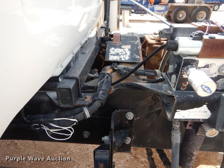 image for item DJ8986 1999 Mack RD690S  ready mix truck