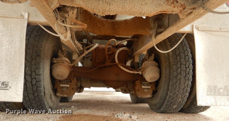 image for item DJ8986 1999 Mack RD690S  ready mix truck