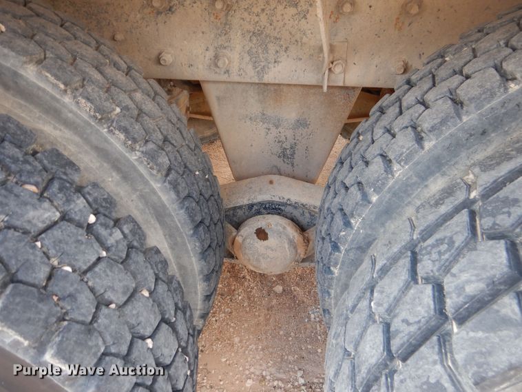 image for item DJ8986 1999 Mack RD690S  ready mix truck