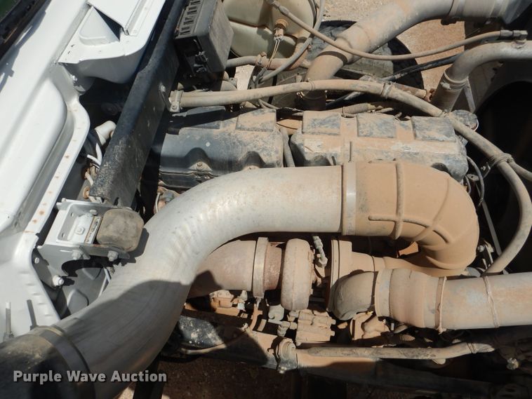 image for item DJ8986 1999 Mack RD690S  ready mix truck