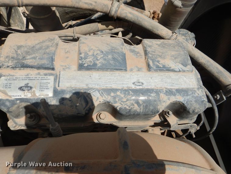 image for item DJ8986 1999 Mack RD690S  ready mix truck