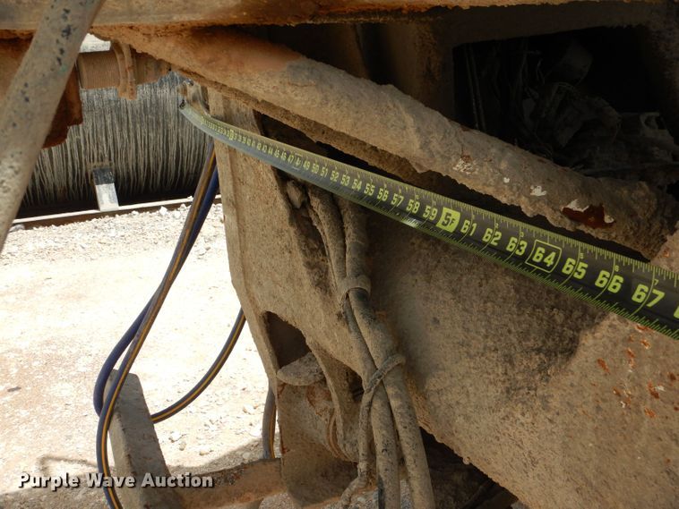 image for item DJ8986 1999 Mack RD690S  ready mix truck