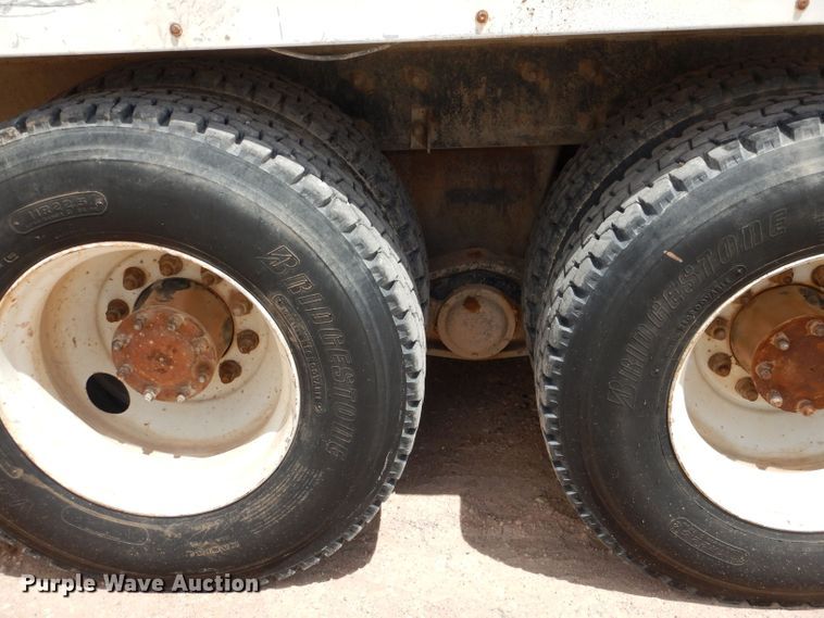 image for item DJ8986 1999 Mack RD690S  ready mix truck