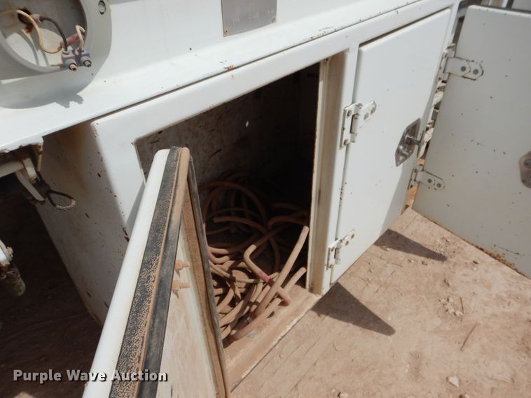 image for item DJ8988 1997 Kenworth T300  utility / service truck