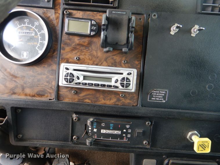 image for item DJ8988 1997 Kenworth T300  utility / service truck