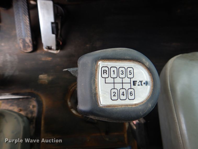 image for item DJ8988 1997 Kenworth T300  utility / service truck