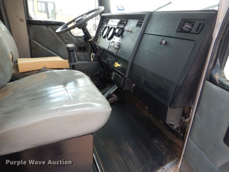 image for item DJ8988 1997 Kenworth T300  utility / service truck