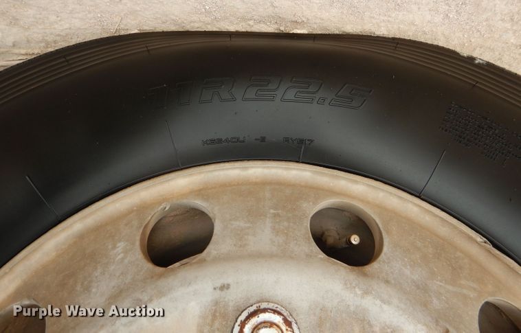 image for item DJ8988 1997 Kenworth T300  utility / service truck