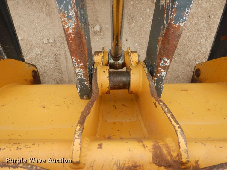 image for item DJ8991 2015 John Deere 310SL  backhoe