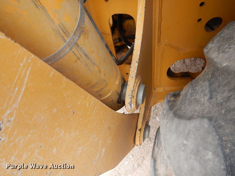 image for item DJ8991 2015 John Deere 310SL  backhoe