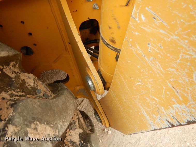 image for item DJ8991 2015 John Deere 310SL  backhoe