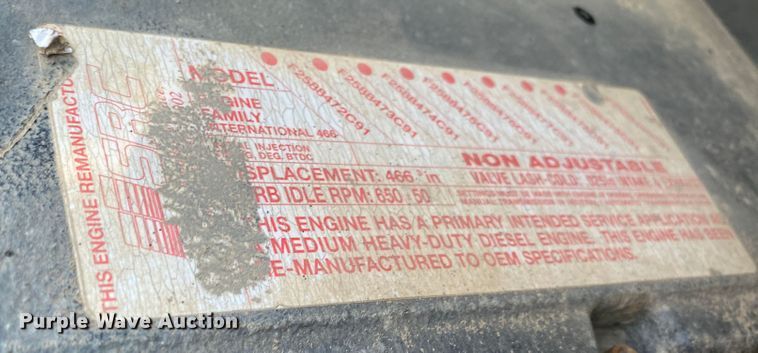 image for item DK6455 2003 International 7400  bucket truck