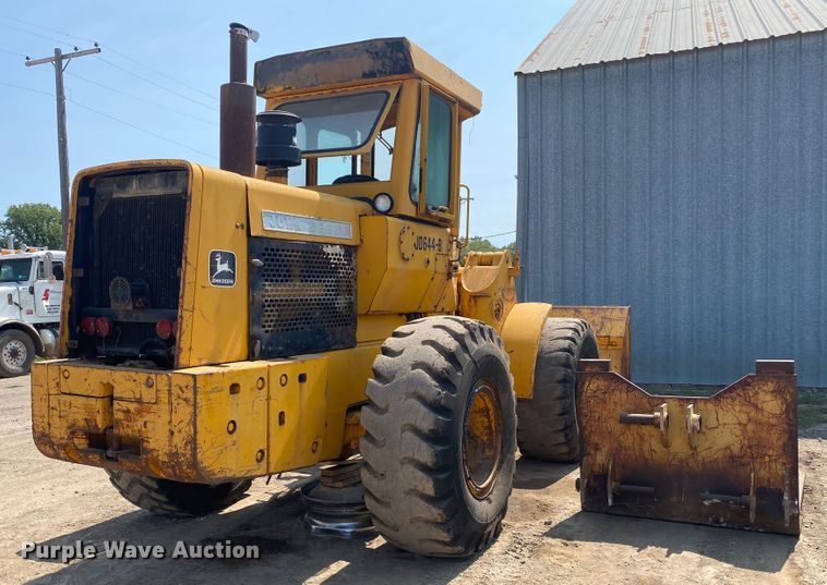 image for item DK6470 1979 John Deere 644B  wheel loader