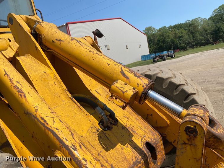 image for item DK6470 1979 John Deere 644B  wheel loader