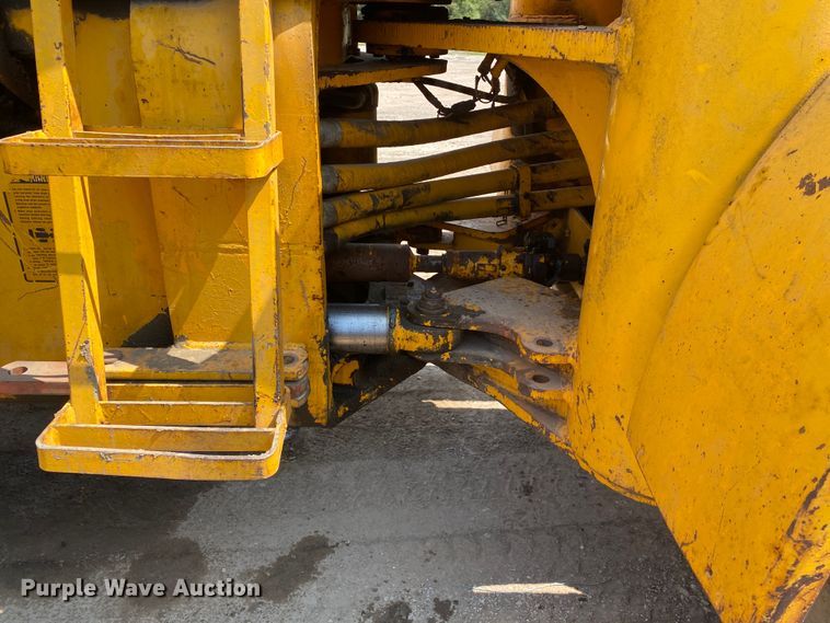 image for item DK6470 1979 John Deere 644B  wheel loader