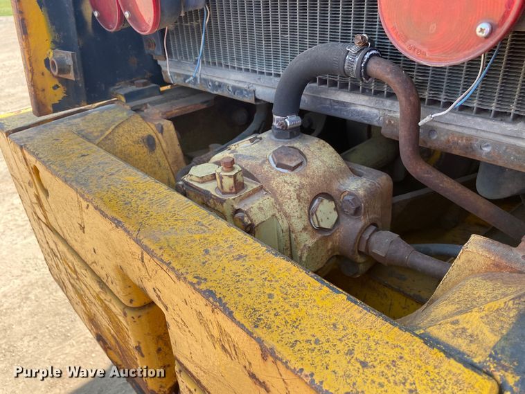 image for item DK6470 1979 John Deere 644B  wheel loader