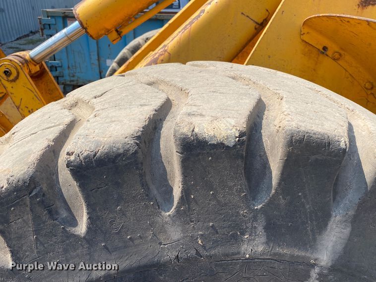 image for item DK6470 1979 John Deere 644B  wheel loader