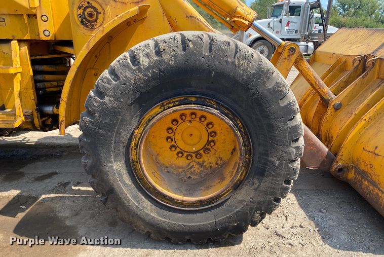 image for item DK6470 1979 John Deere 644B  wheel loader