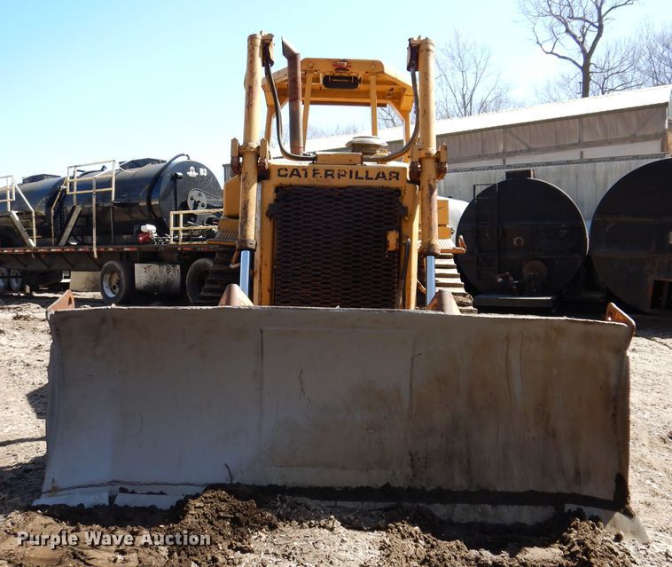 image for item DL5980 1986 Caterpillar D6H  dozer