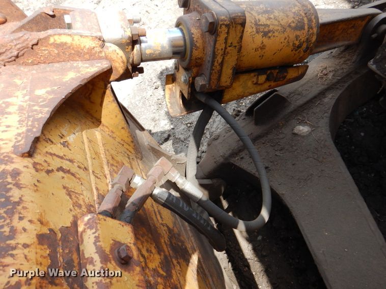 image for item DL5980 1986 Caterpillar D6H  dozer