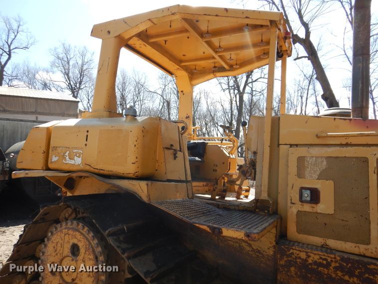 image for item DL5980 1986 Caterpillar D6H  dozer