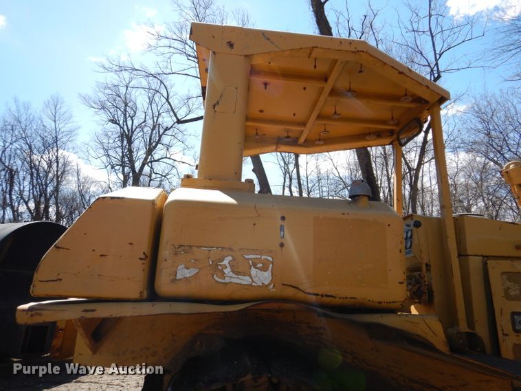 image for item DL5980 1986 Caterpillar D6H  dozer