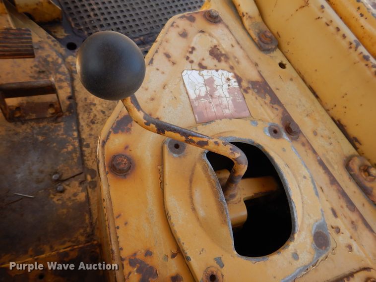 image for item DL5980 1986 Caterpillar D6H  dozer