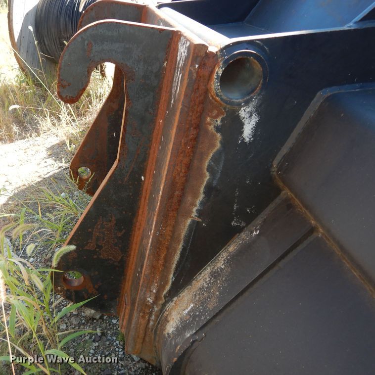image for item DM3135 Bobcat  bucket