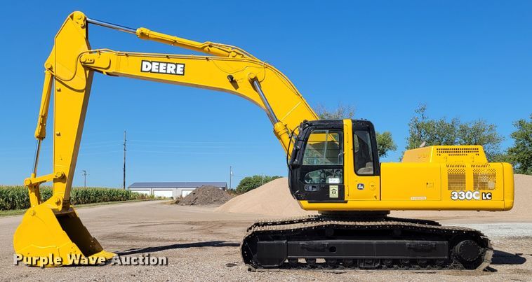 image for item DM8014 2002 John Deere 330C LC  excavator