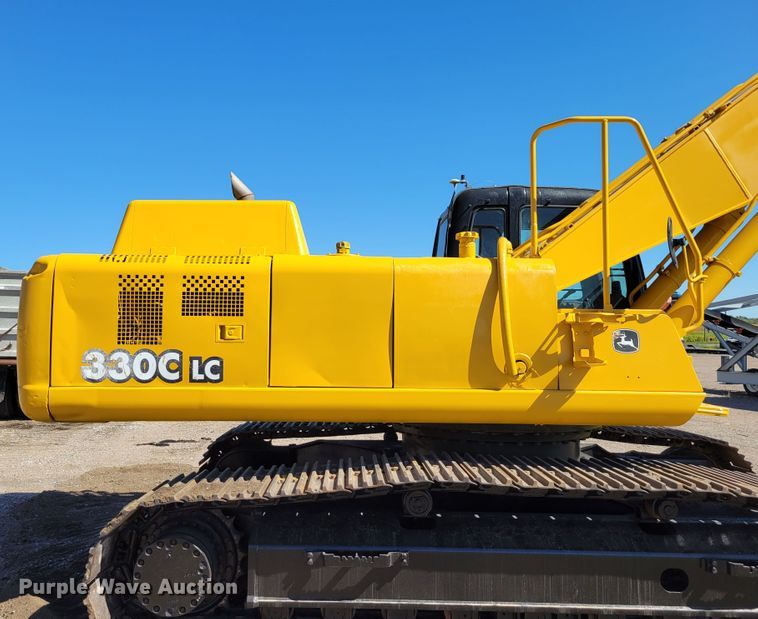 image for item DM8014 2002 John Deere 330C LC  excavator