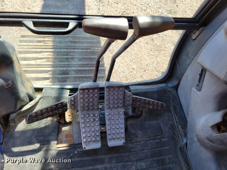 image for item DM8014 2002 John Deere 330C LC  excavator