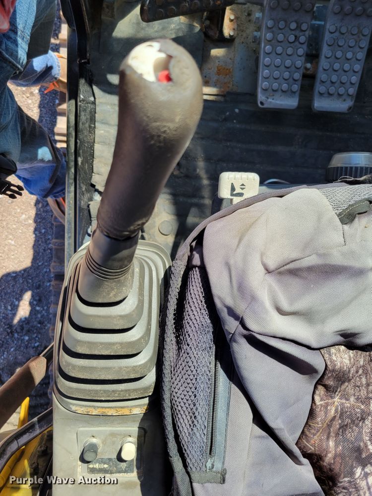 image for item DM8014 2002 John Deere 330C LC  excavator