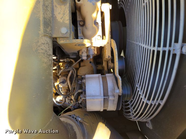 image for item DM8014 2002 John Deere 330C LC  excavator