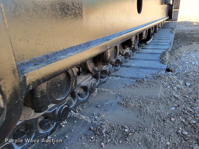 image for item DM8014 2002 John Deere 330C LC  excavator