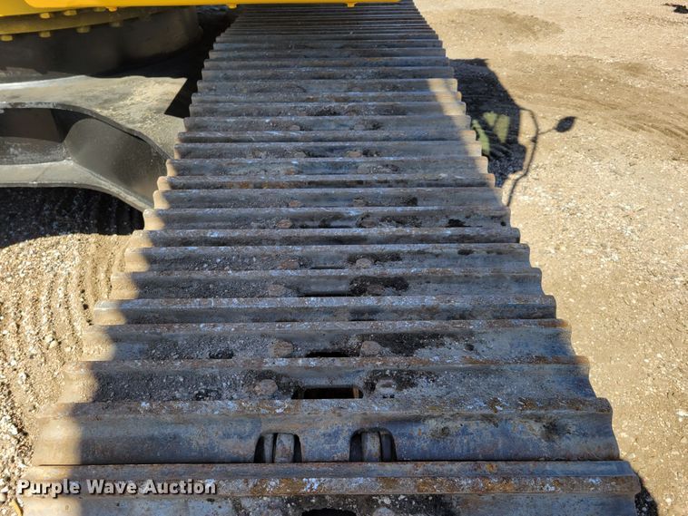 image for item DM8014 2002 John Deere 330C LC  excavator