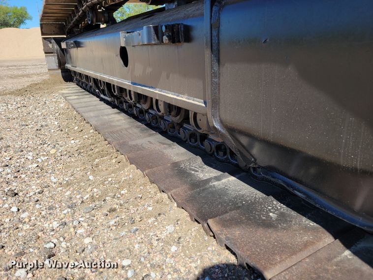 image for item DM8014 2002 John Deere 330C LC  excavator