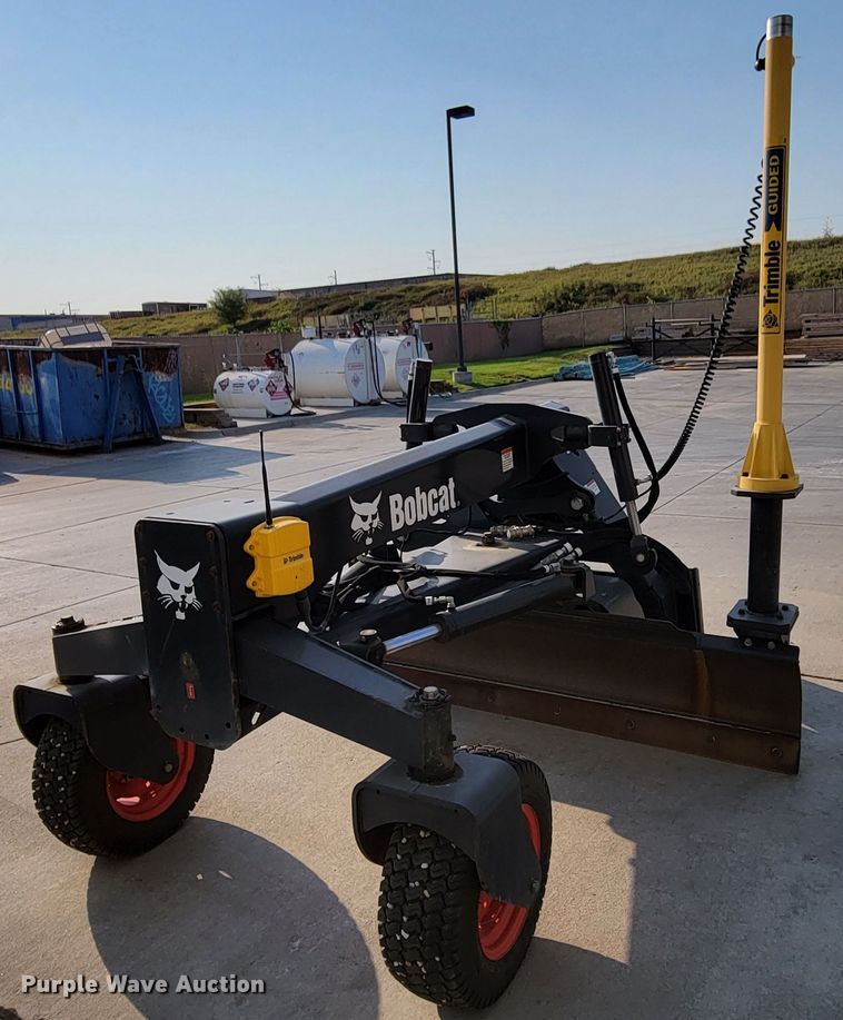 image for item DM8026 2017 Bobcat Grader 96  skid steer grader