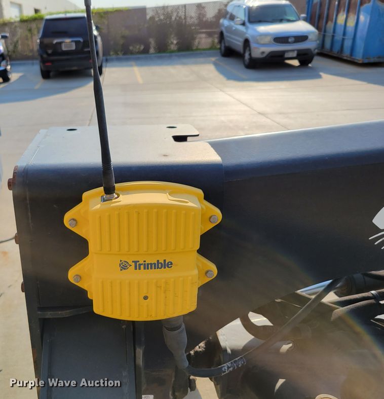 image for item DM8026 2017 Bobcat Grader 96  skid steer grader