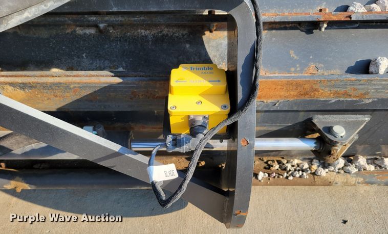 image for item DM8026 2017 Bobcat Grader 96  skid steer grader