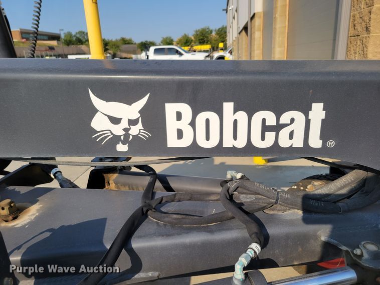 image for item DM8026 2017 Bobcat Grader 96  skid steer grader