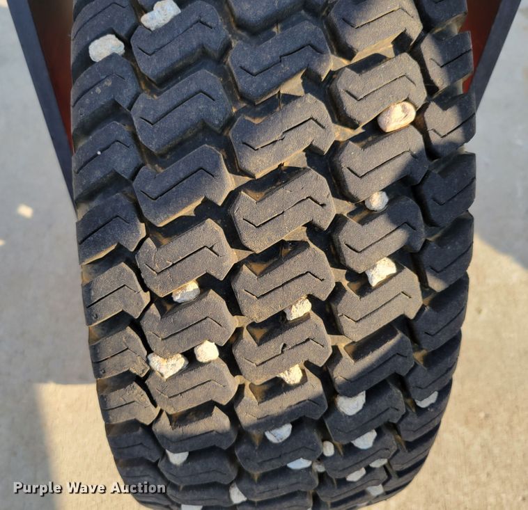 image for item DM8026 2017 Bobcat Grader 96  skid steer grader