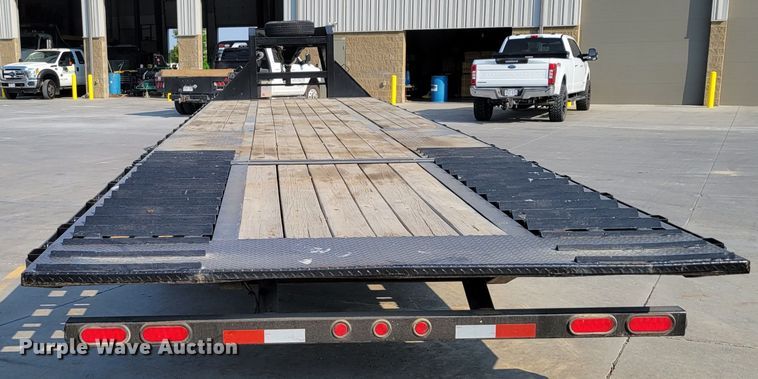 image for item DM8027 2017 Big Tex 22GN-35-HDTS  equipment trailer